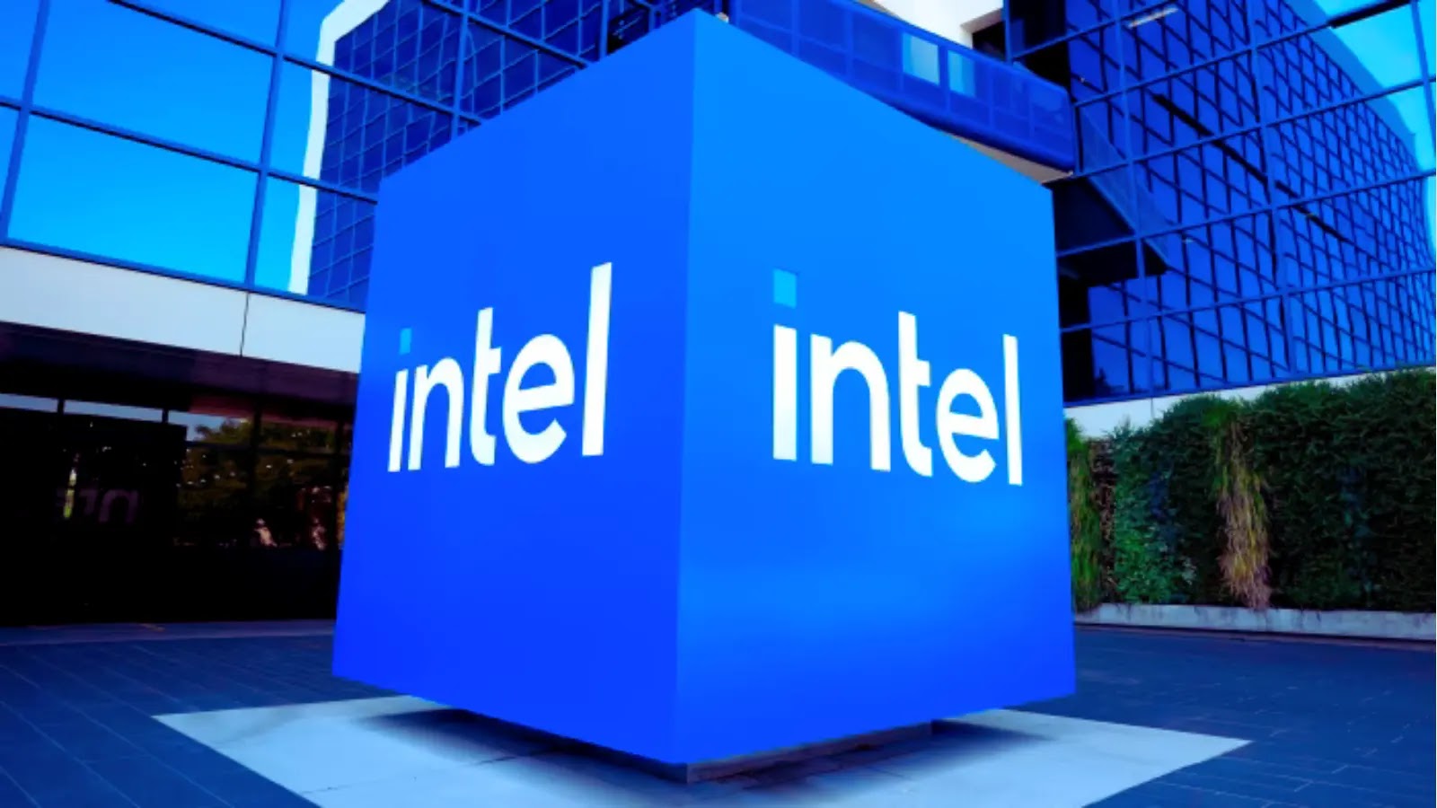 Intel Websites Exploited to Hack Every Intel Employee and View Confidential Data