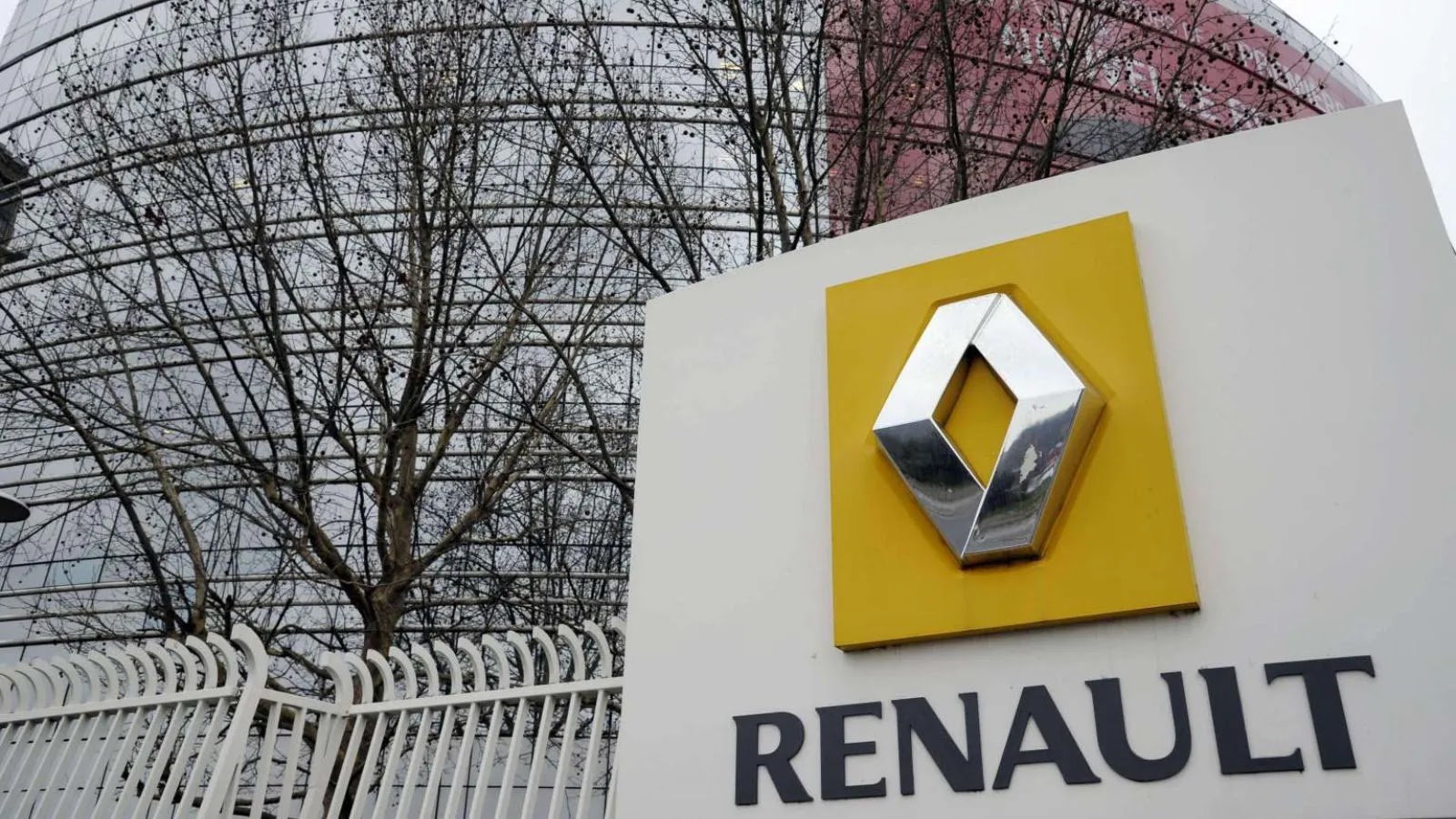 Renault UK Suffers Cyberattack – Hackers Stolen Users Customers Personal Data