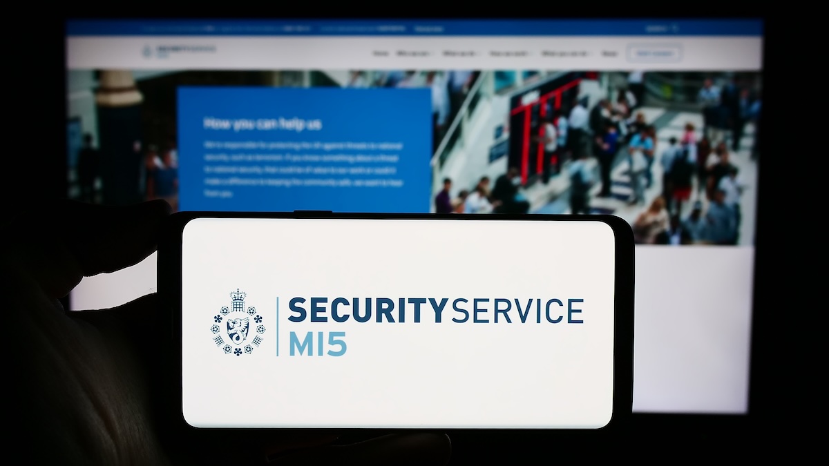 MI5 Warns Lawmakers That Chinese Spies Are Trying to Reach Them via LinkedIn